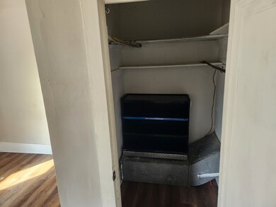 242 Hege Ave, Columbus, IN 47201 - photo 5