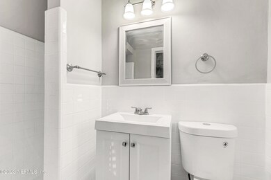 5741 Cedar Park Ln, Jacksonville, FL 32210 - photo 5