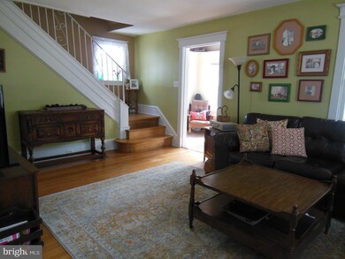 819 Park Ave, Collingswood, NJ 08108 - photo 2