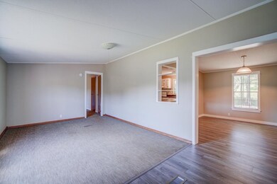 664 Hammett Rd, Inman, SC 29349 - photo 2