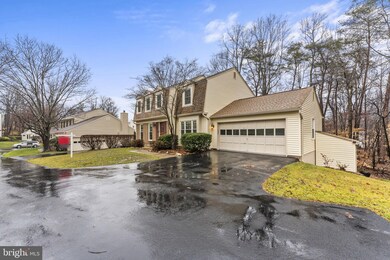 8823 Shadowlake Way, Springfield, VA 22153 - photo 4