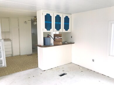 Living & Kitchen