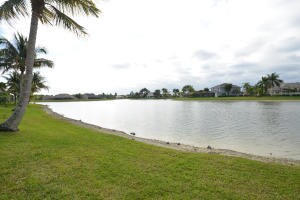 12696 Tucano Cir, Boca Raton, FL 33428 - photo 3