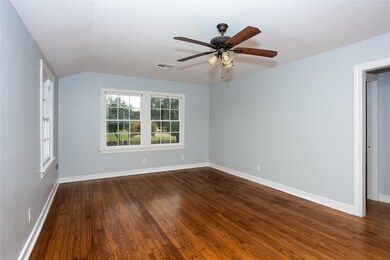 516 E 13th St, Houston, TX 77008 - photo 4