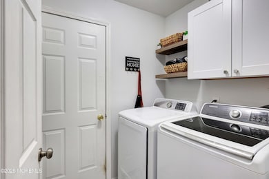 758A9429