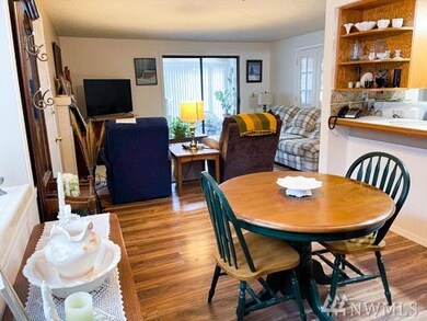 8320 27th St W unit F, University Place, WA 98466 - photo 6