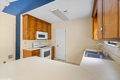 145 Estates Ln, Atmore, AL 36502 - photo 7