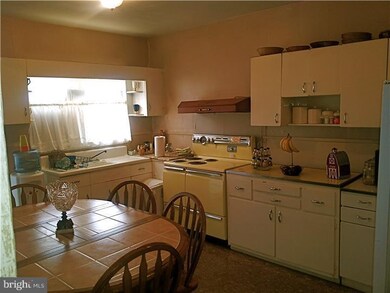 245-47 E Armat St, Philadelphia, PA 19144 - photo 4