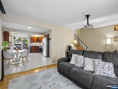 Large eat in kitchen