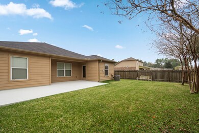 12207 Estelle Ln, Pinehurst, TX 77362 - photo 2