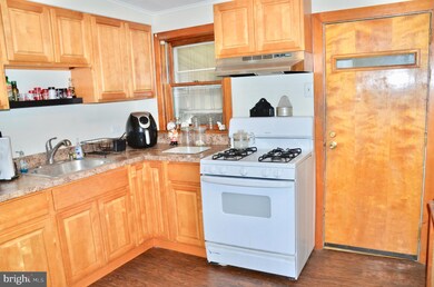 909 Crown Point Rd, Westville, NJ 08093 - photo 2