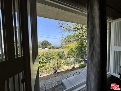 7756 Torreyson Dr unit A, Los Angeles, CA 90046 - photo 4