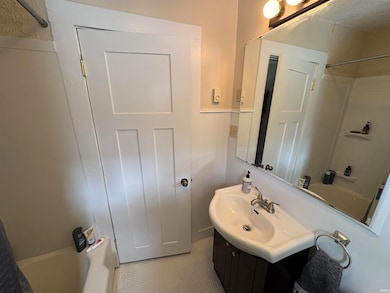 4126 S Calhoun St, Fort Wayne, IN 46807 - photo 6