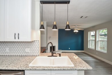 14317 Misty Meadow Ln, Houston, TX 77079 - photo 6