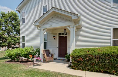 381 Chesapeake Ln, Oswego, IL 60543 - photo 3