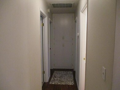 935 SW Spruce St, Grants Pass, OR 97526 - photo 7