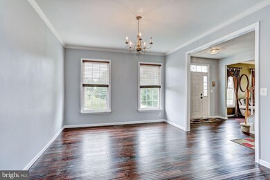 17613 Overlook Rd, Dumfries, VA 22026 - photo 5