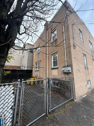 410 Cliff St, Fairview, NJ 07022 - photo 7