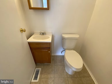 18917 Abbotsford Cir, Germantown, MD 20876 - photo 7