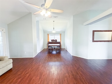 2115 Meadowview Dr, Corinth, TX 76210 - photo 5