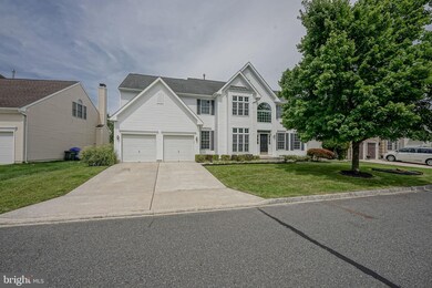 428 W Country Club Dr, Mount Holly, NJ 08060 - photo 2