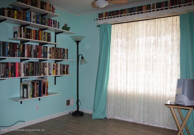 798 Armstrong Ave, Staten Island, NY 10308 - photo 3