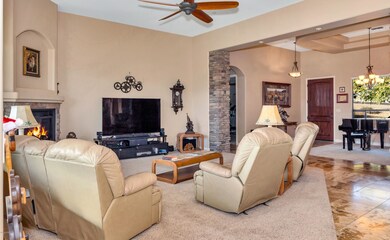 005_Living Room (1)