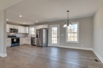 504 Rose Ln, Shelbyville, TN 37160 - photo 6