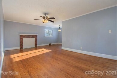 306 Brevard St, Statesville, NC 28677 - photo 6