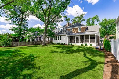 27 Iroquois Dr, Clarendon Hills, IL 60514 - photo 7