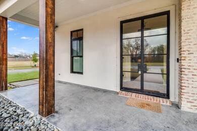 301 Vineyard Row-29