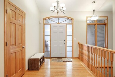 Large entryway to welcome your guests
