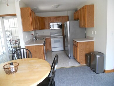 665 Center St unit 701, Ludlow, MA 01056 - photo 4