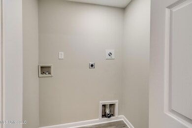 13108 Michael St, Biloxi, MS 39532 - photo 7