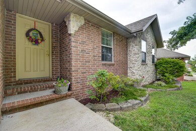 712 E Silver Streak Rd-7