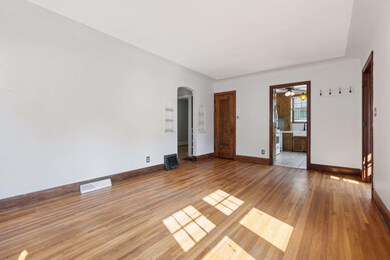 2323 Sheridan Ave N, Minneapolis, MN 55411 - photo 4