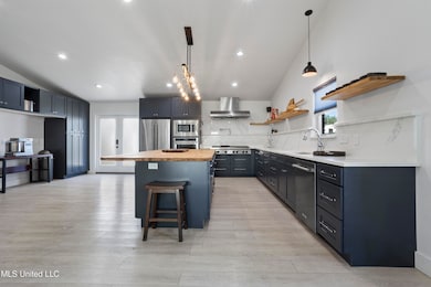 1211 Bowen Ave, Ocean Springs, MS 39564 - photo 3