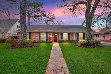 1067 Lehman St, Houston, TX 77018 - photo 2