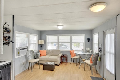 2029 Sun Home St, Sarasota, FL 34231 - photo 5