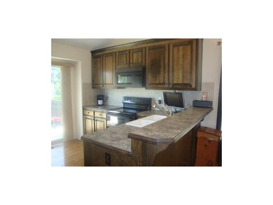 Nice working kitchen - plenty of cabinets.