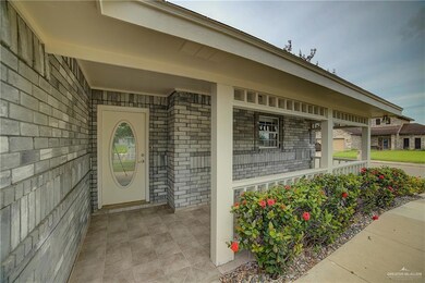1901 Bald Cypress Dr, Weslaco, TX 78596 - photo 4