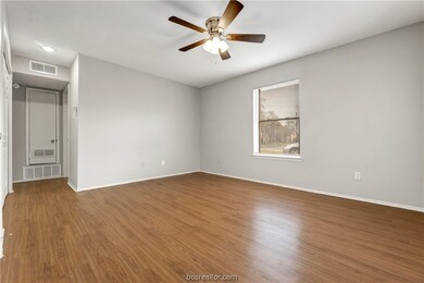 Photo of similar unit