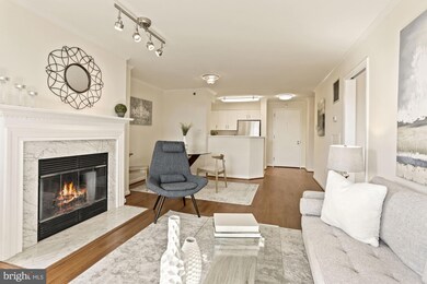 Metropolitan Condos unit 912, Washington, DC 20037 - photo 6