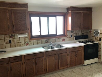 54 Wheatland St unit 2, Somerville, MA 02145 - photo 6