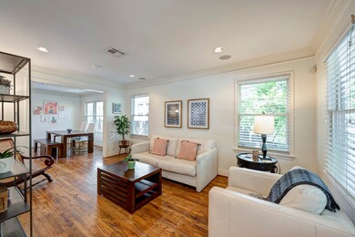 943 Columbia St, Houston, TX 77008 - photo 6