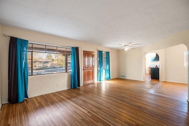 701 Laguayra Dr NE, Albuquerque, NM 87108 - photo 5