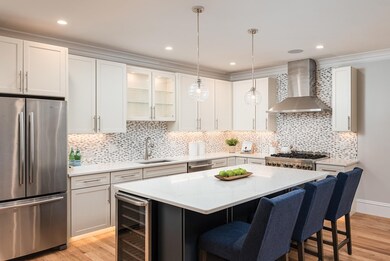 336 Newtonville Ave unit 2, Newtonville, MA 02460 - photo 3