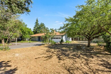 1521 NE McLaughlin 3