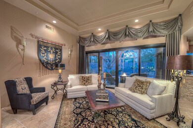 005_Living Room