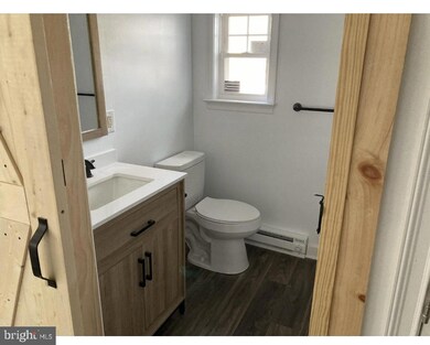 1499 Valley Rd unit . C, Berkeley Springs, WV 25411 - photo 5